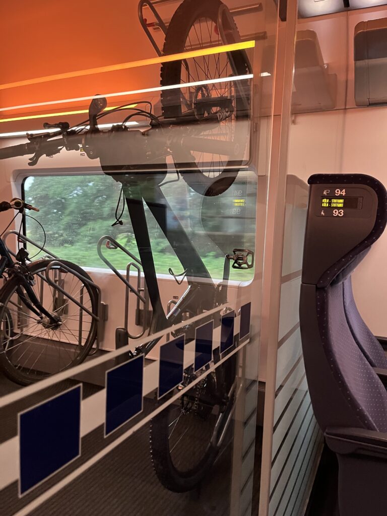 ICE Fahrradstellplätze